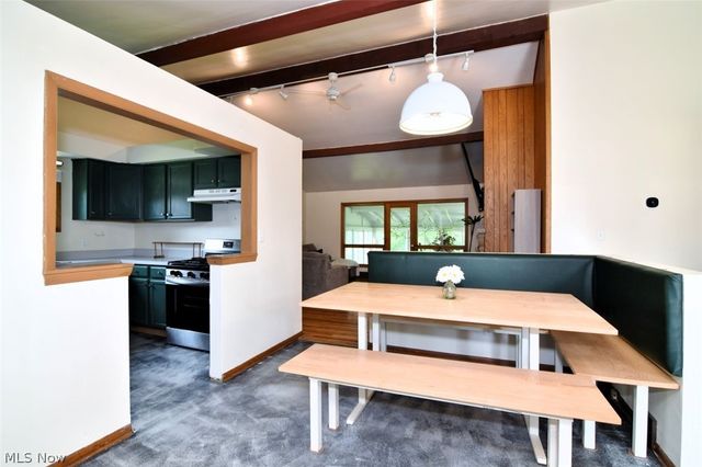 20685 Alameda Parkway, Highland Hills, OH 44128