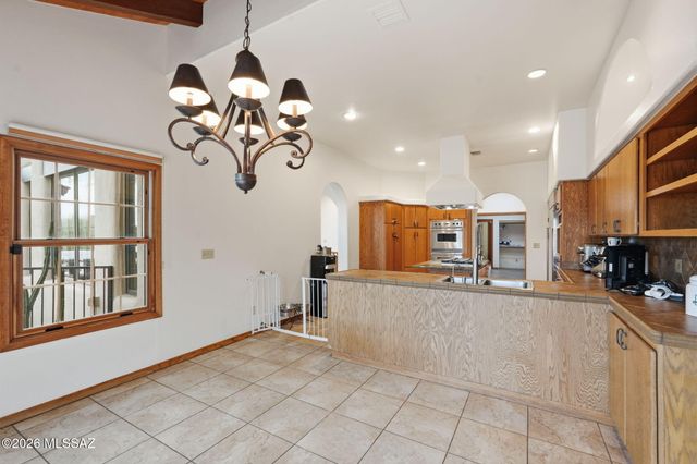 4061 E Camino Montecillo, Tucson, AZ 85718