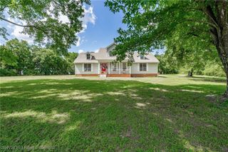 3109 Twin Lakes Place, Alma, AR 72921