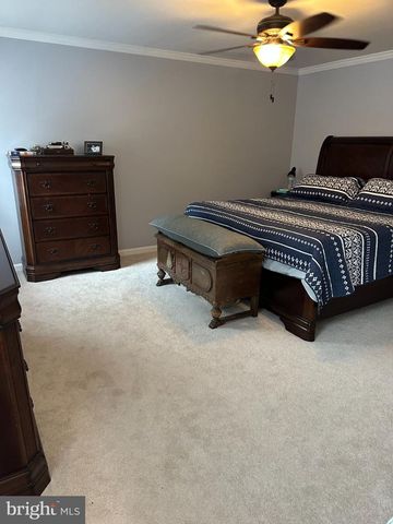 8872 OLDE MILL RUN, Manassas, VA 20110
