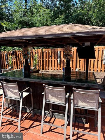 8872 OLDE MILL RUN, Manassas, VA 20110