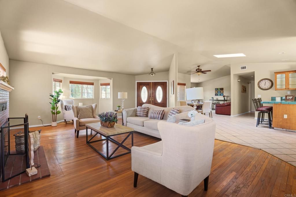 1153 Merritt Dr, El Cajon, CA 92020 — photo 4