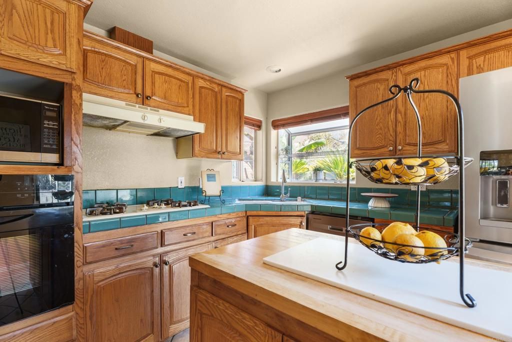 1153 Merritt Dr, El Cajon, CA 92020 — photo 5