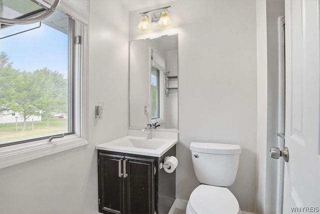 4 Appletree Court 8, Cheektowaga, NY 14227