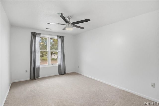 4 Appletree Court 8, Cheektowaga, NY 14227