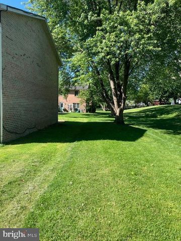 2339 MCCLEARY DRIVE, Chambersburg, PA 17202