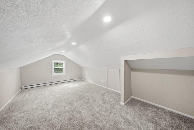 7526 W County Line ROAD, Mequon, WI 53092