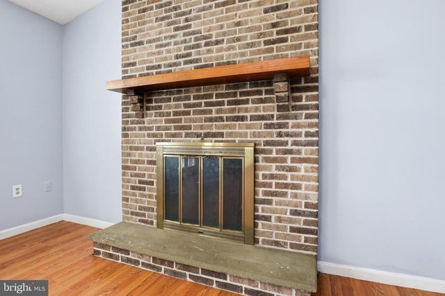 647 CANDLEWYCK RD, Lancaster, PA 17601