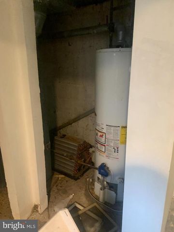 7110 E LOMBARD ST, Landover, MD 20785