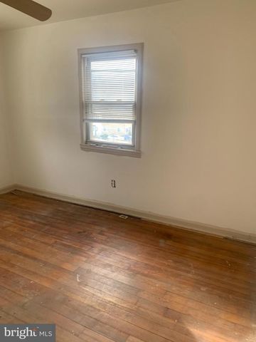 7110 E LOMBARD ST, Landover, MD 20785