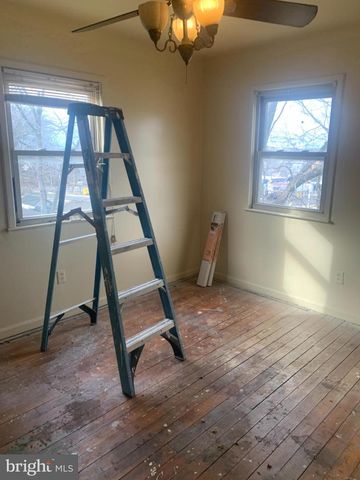 7110 E LOMBARD ST, Landover, MD 20785