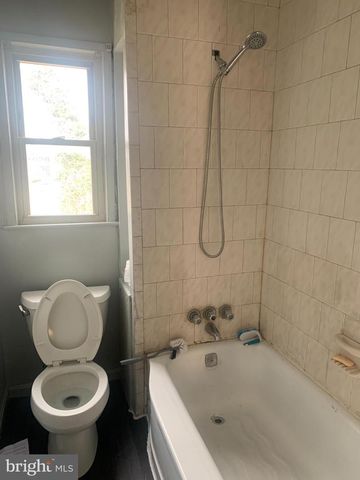 7110 E LOMBARD ST, Landover, MD 20785