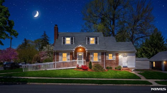 3 Wolcott Road, Dumont, NJ 07628