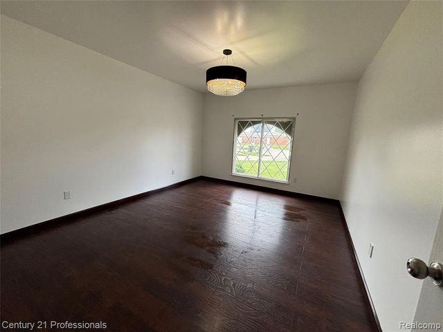 38986 Cottonwood Court, Sterling Heights, MI 48310