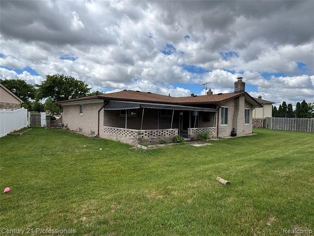 38986 Cottonwood Court, Sterling Heights, MI 48310