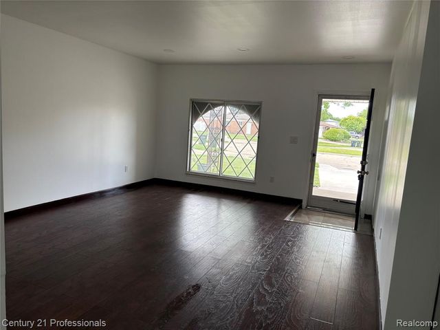 38986 Cottonwood Court, Sterling Heights, MI 48310