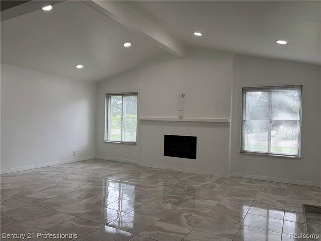 38986 Cottonwood Court, Sterling Heights, MI 48310