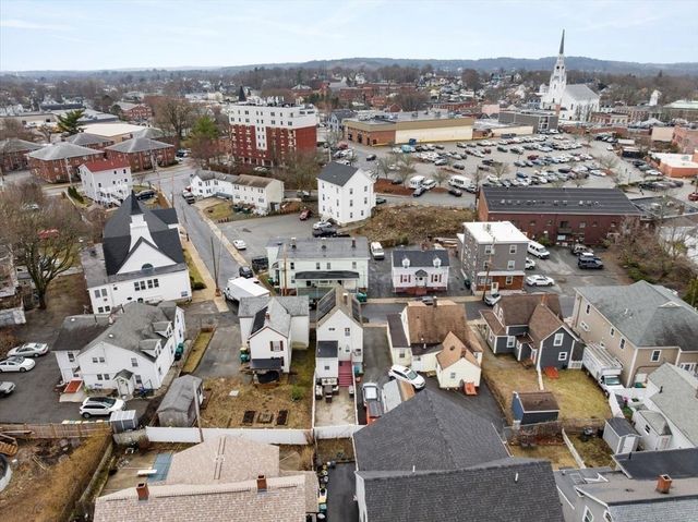 28 Everett Steet 1, Woburn, MA 01801