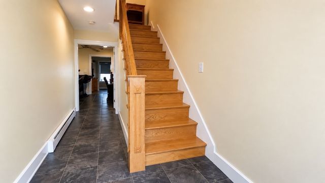 28 Everett Steet 1, Woburn, MA 01801