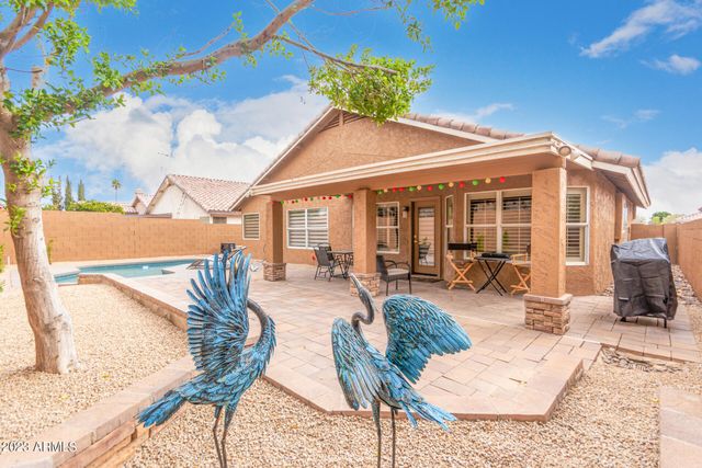 8820 W KINGS Avenue, Peoria, AZ 85382