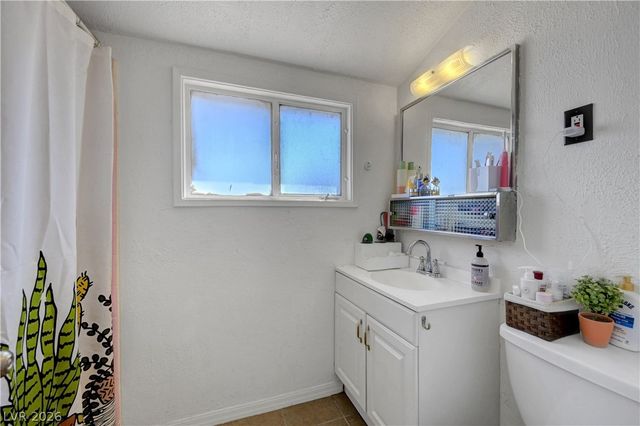 1740 Canosa Avenue, Las Vegas, NV 89104