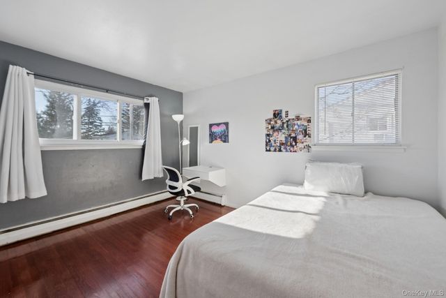 253 W 20th Street, Deer Park, NY 11729