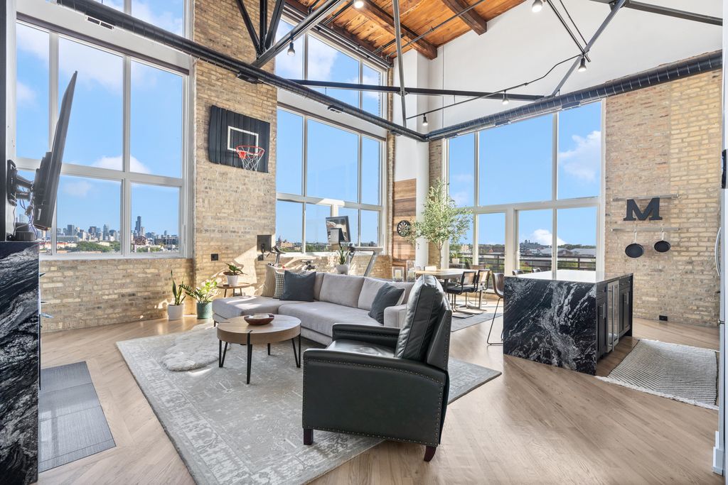 2614 N Clybourn Avenue 401, Chicago, IL 60614 — photo 2