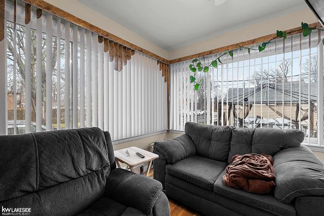 5810 Yorkshire Drive, Detroit, MI 48224