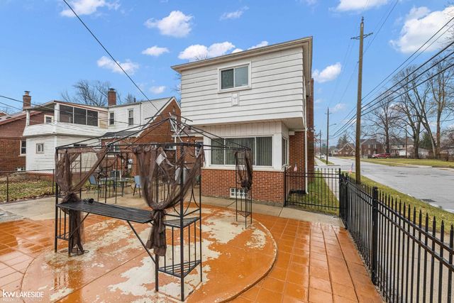 5810 Yorkshire Drive, Detroit, MI 48224