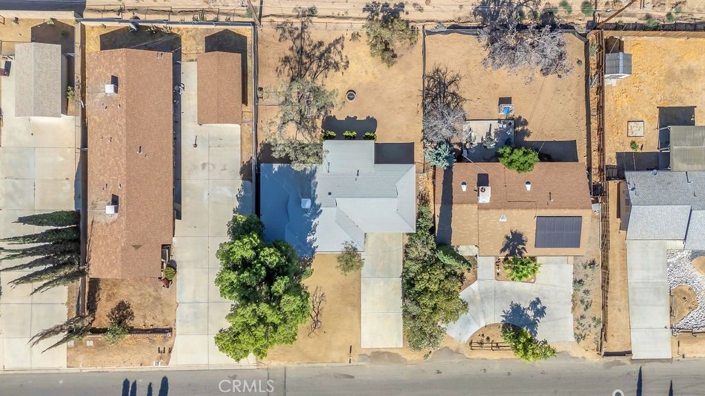 Image 14 of property listing at 7448 Church, Yucca Valley, CA 92284