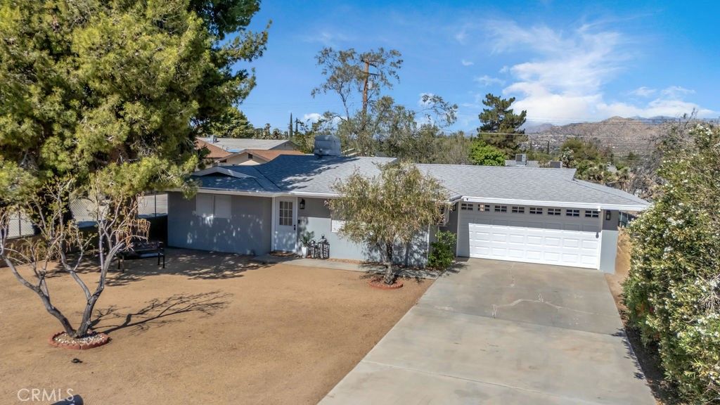 Image 17 of property listing at 7448 Church, Yucca Valley, CA 92284