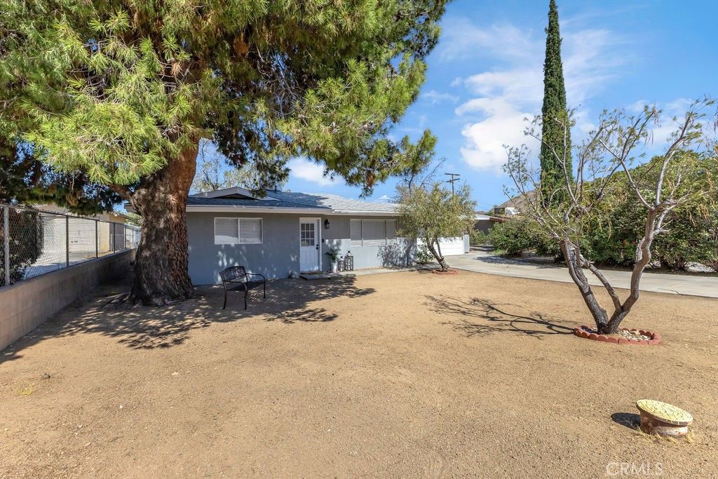 Image 65 of property listing at 7448 Church, Yucca Valley, CA 92284