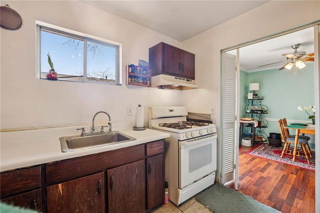 5544 Kingsport NE Drive 25, Atlanta, GA 30342