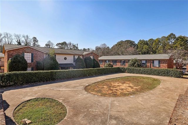 5544 Kingsport NE Drive 25, Atlanta, GA 30342