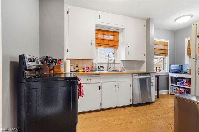 422 Werstler Avenue NW, North Canton, OH 44720