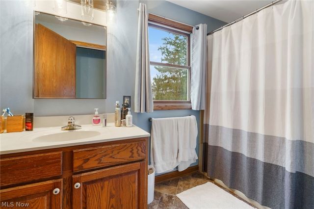 422 Werstler Avenue NW, North Canton, OH 44720