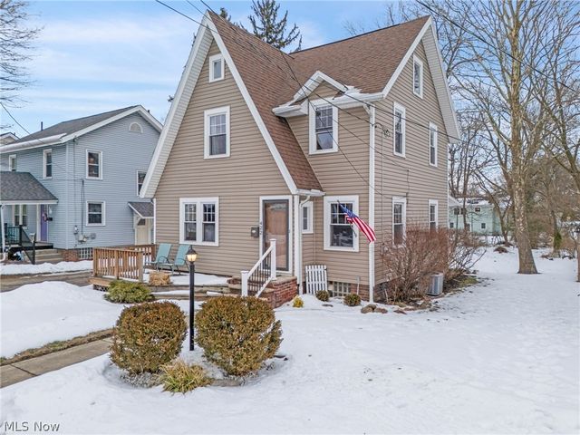 422 Werstler Avenue NW, North Canton, OH 44720