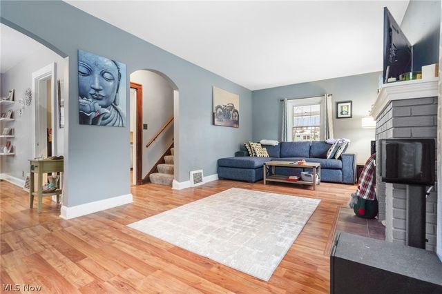 422 Werstler Avenue NW, North Canton, OH 44720