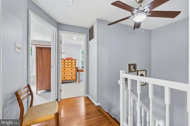 2303 MIDDLE CREEK LN, Reston, VA 20191