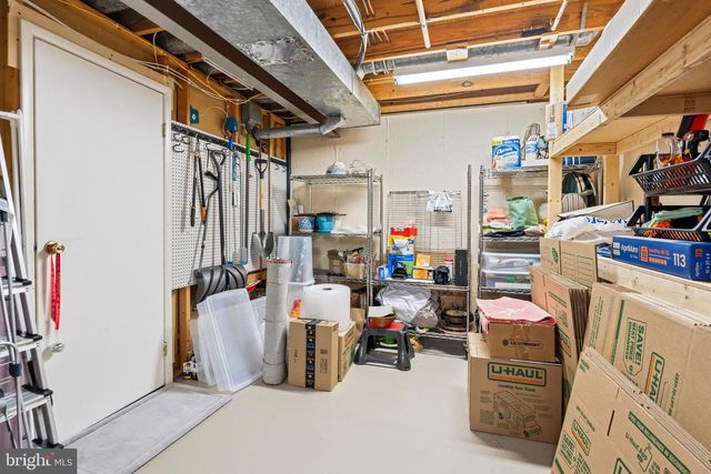 2303 MIDDLE CREEK LN, Reston, VA 20191