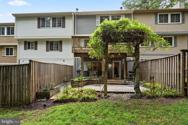 2303 MIDDLE CREEK LN, Reston, VA 20191