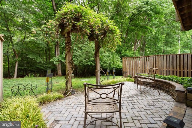 2303 MIDDLE CREEK LN, Reston, VA 20191
