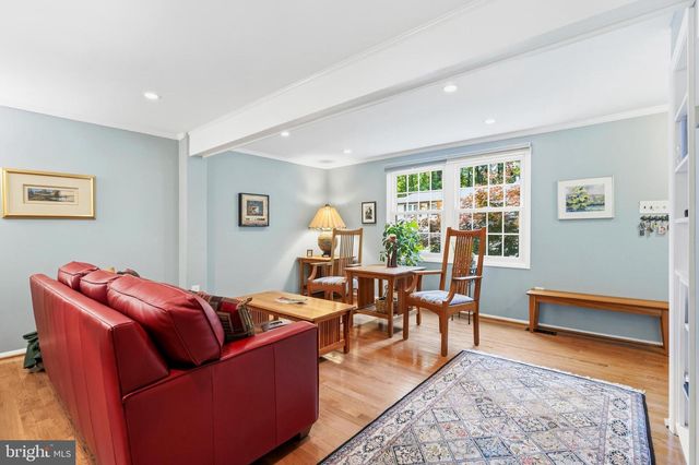 2303 MIDDLE CREEK LN, Reston, VA 20191