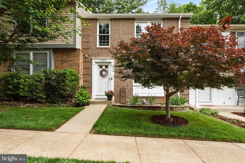 2303 MIDDLE CREEK LN, Reston, VA 20191