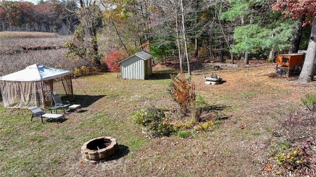 711 Black Plain Road, North Smithfield, RI 02896