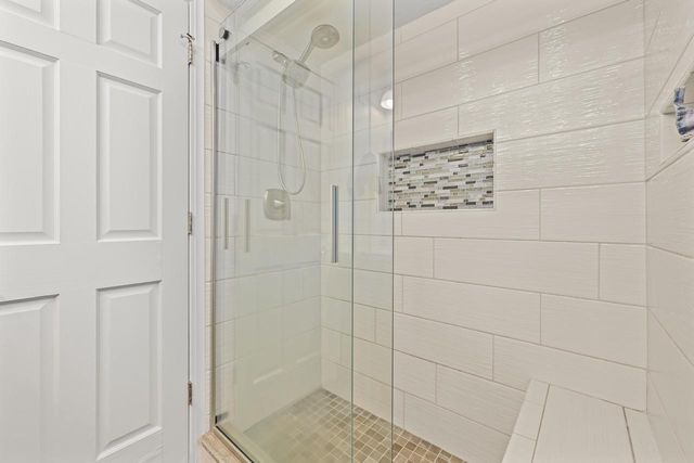 S74W17426 Lake DRIVE, Muskego, WI 53150