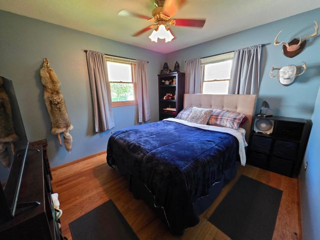 445 6th Street SW, Plainview, MN 55964