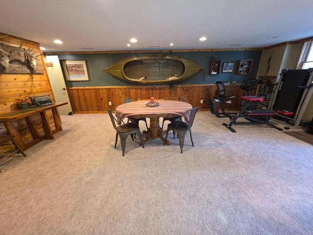 445 6th Street SW, Plainview, MN 55964