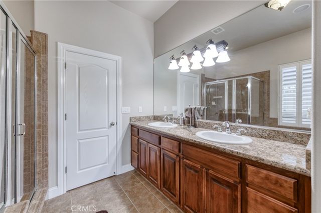 6125 Del Monte, Chowchilla, CA 93610