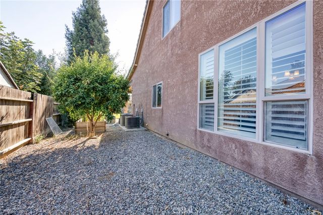 6125 Del Monte, Chowchilla, CA 93610